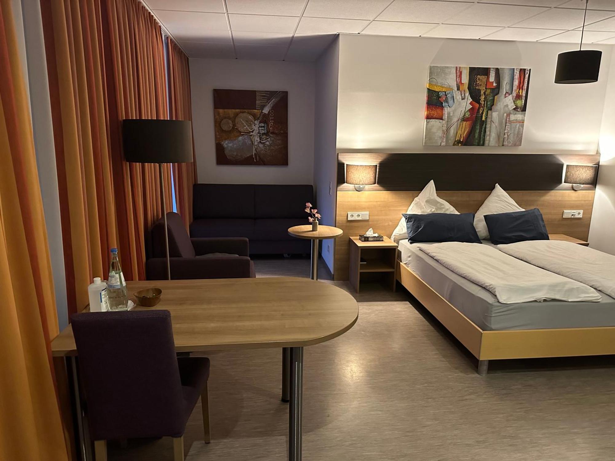 Hotel Efcannos Vechelde Buitenkant foto