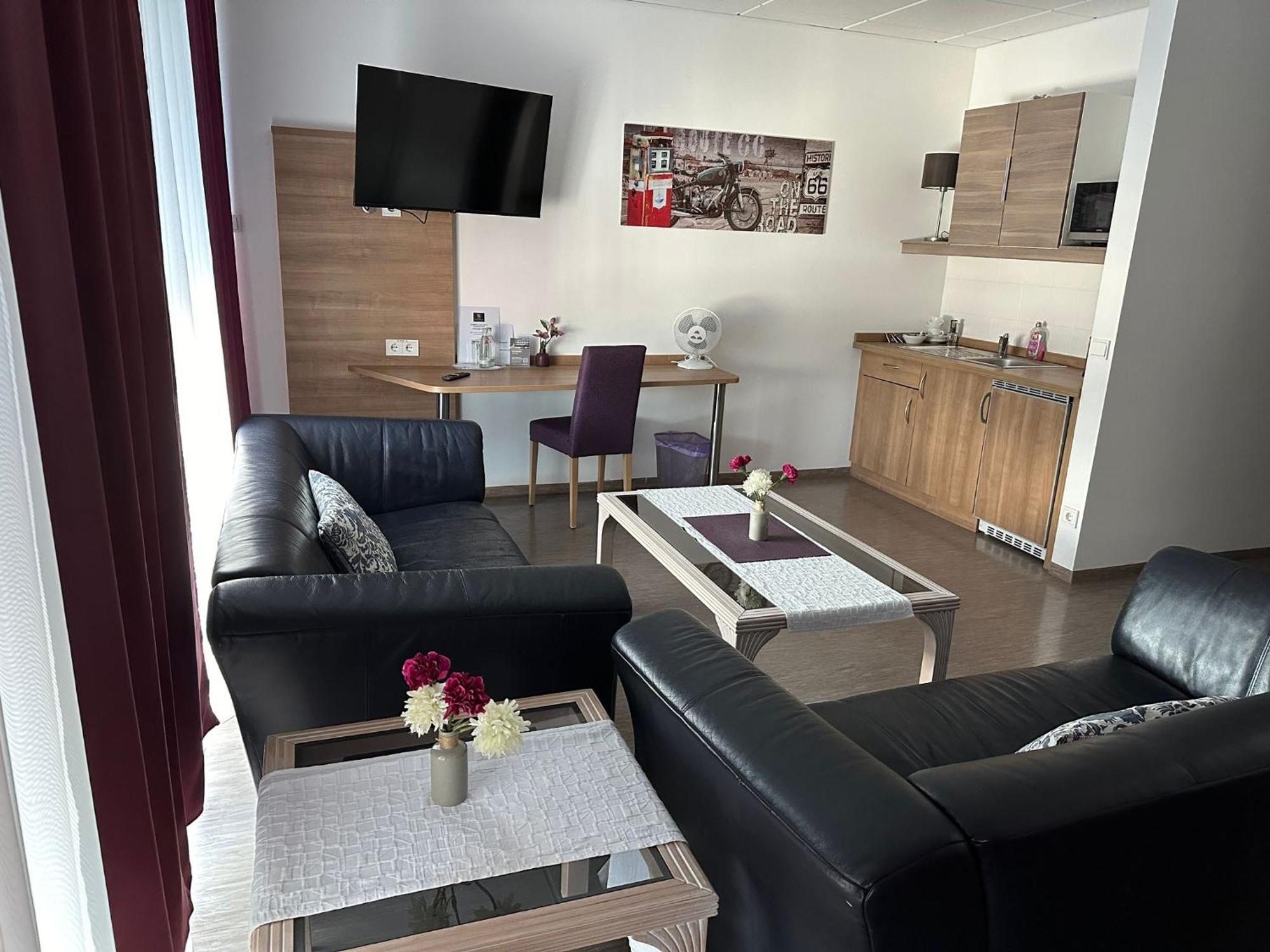 Hotel Efcannos Vechelde Buitenkant foto